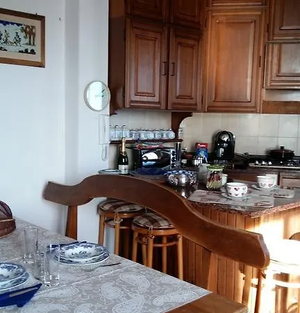 Casa Augusta - Delpino 44 Genua