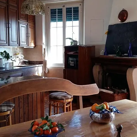 Apartment Casa Augusta - Delpino 44 Genua